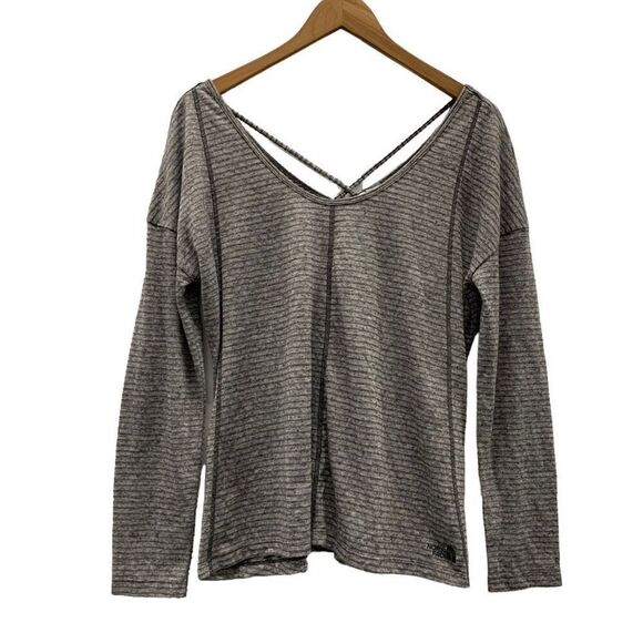 North Face M cross back split open long sleeves stripes layering top shirt grey - Picture 2 of 11